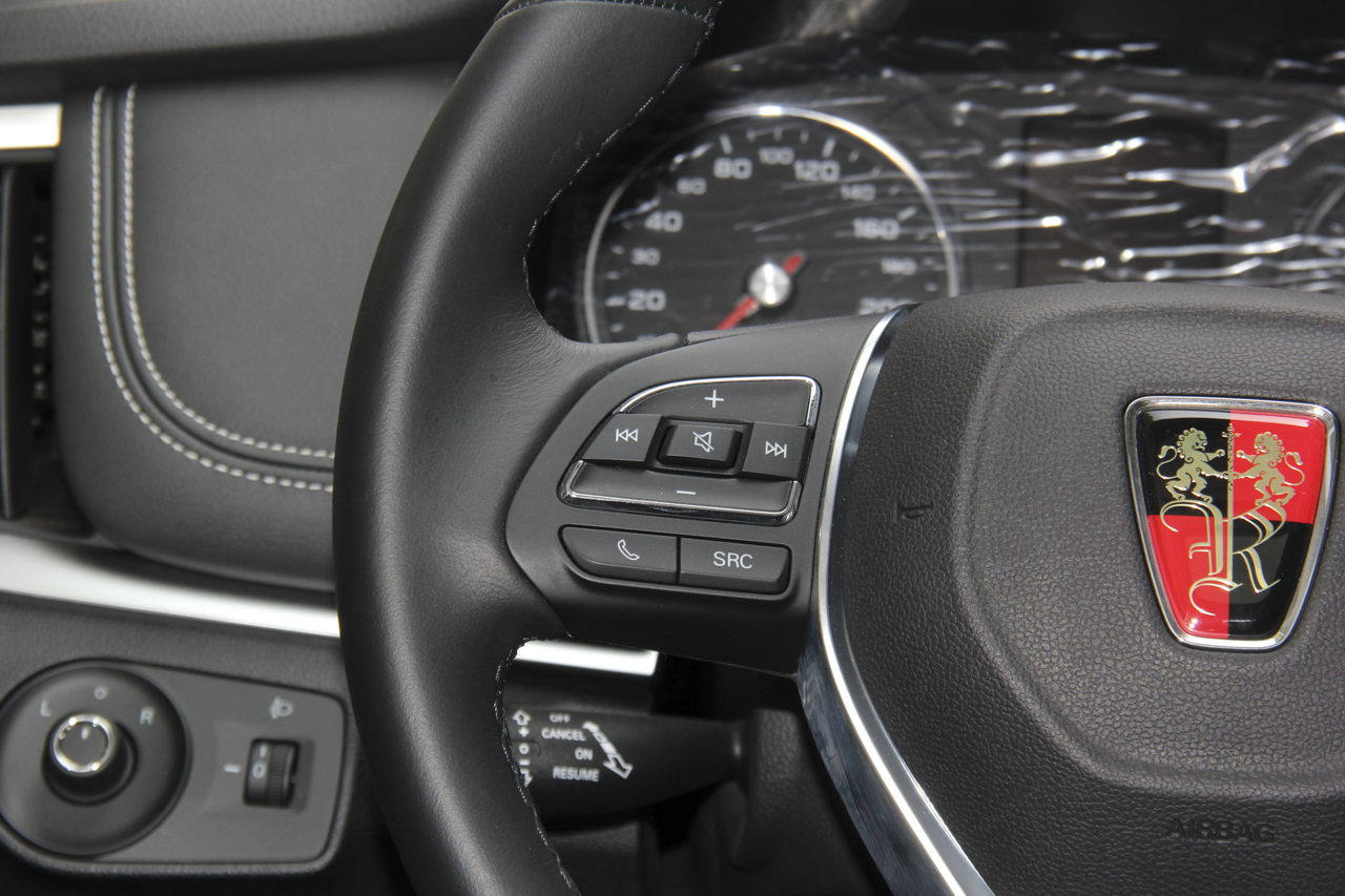 2018款荣威i6 1.5T自动旗舰版20T