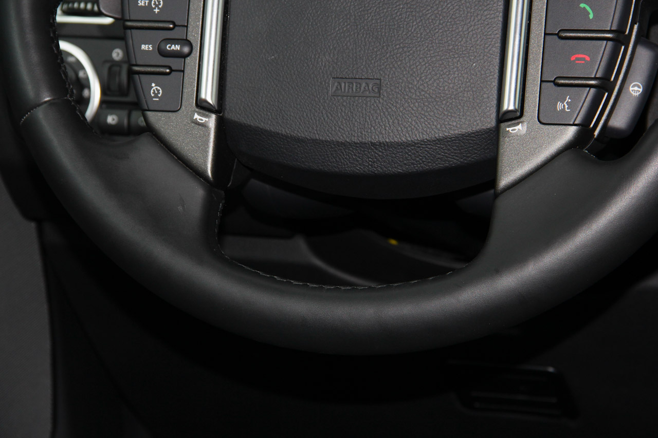 2016款第四代发现3.0T自动SC曜黑典藏版 SE