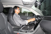 2016款驭胜S330 1.5T自动两驱旗舰版