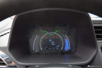 2017款EC系列 EC180 灵秀版