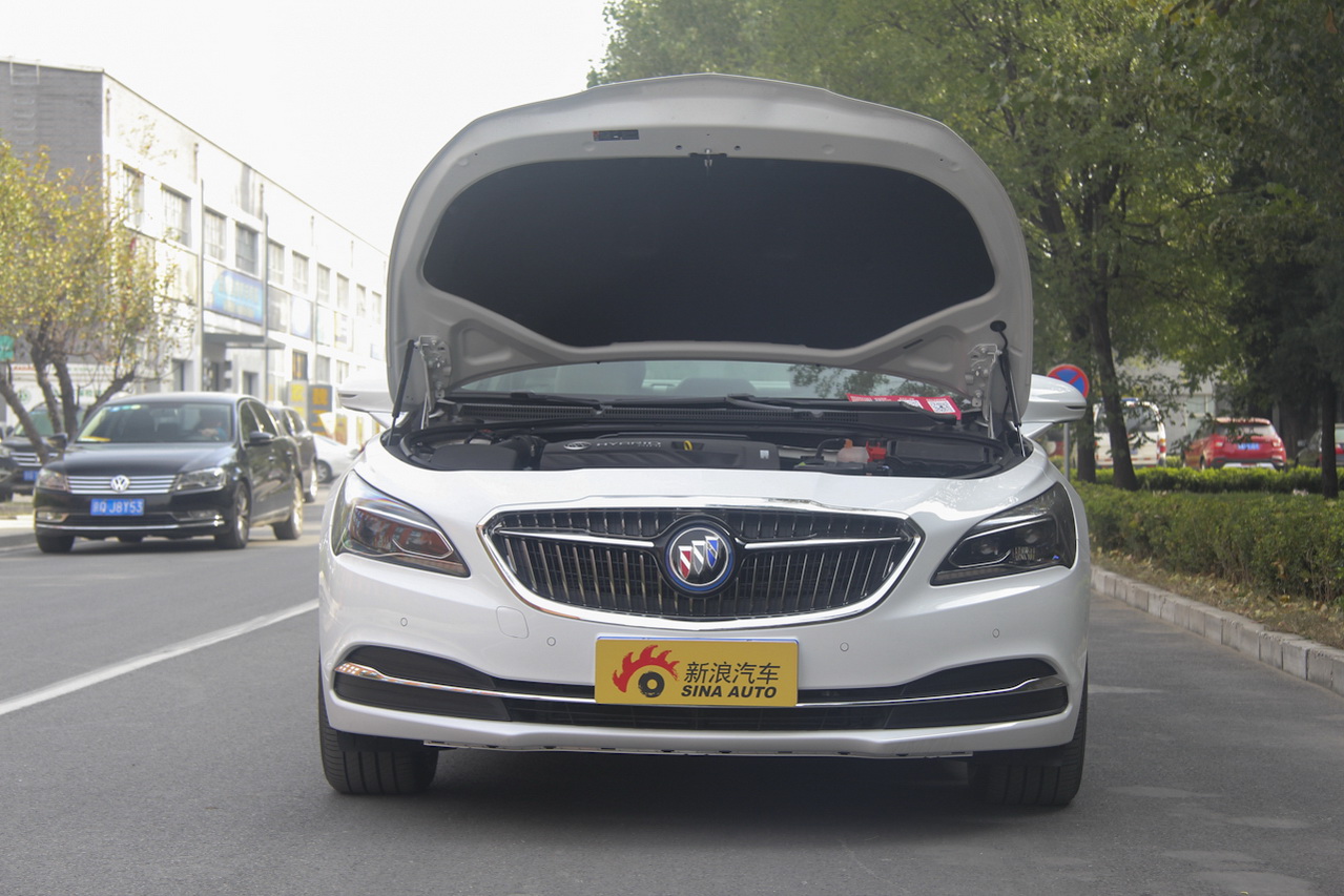 2016款君越1.8L自动30H豪华型