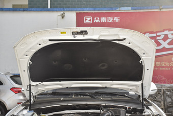 2016款众泰T600 1.5T手动尊贵型运动版