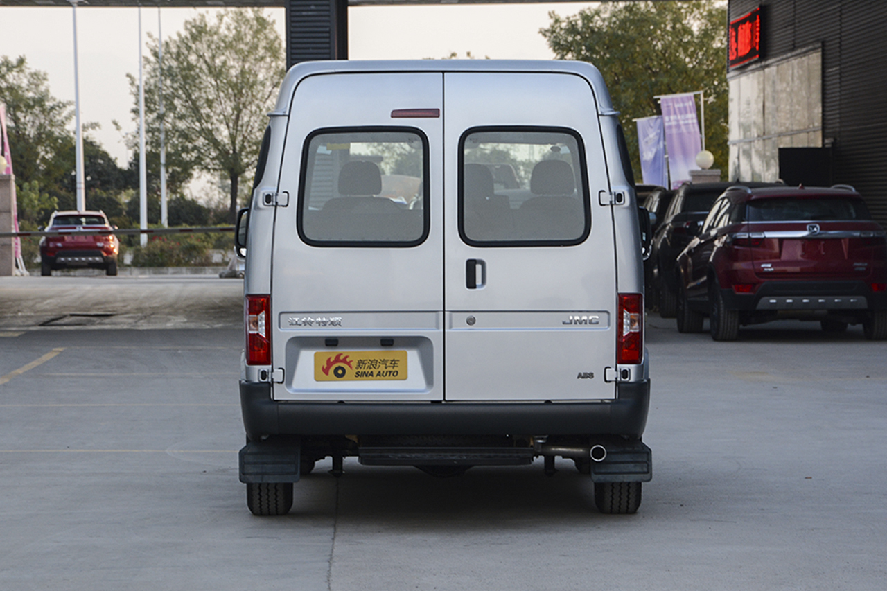 2017款特顺2.8T手动商运型短轴中顶6/7/8座JX493