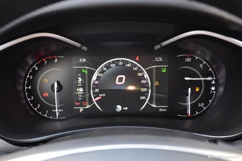 2018款北汽绅宝D50 1.5L CVT尊享智联版