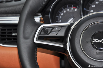 2017款众泰SR9 2.0T手动极致之心版