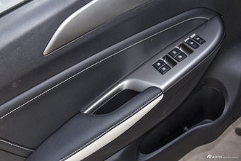 2017款CS35 1.6L手动豪华型