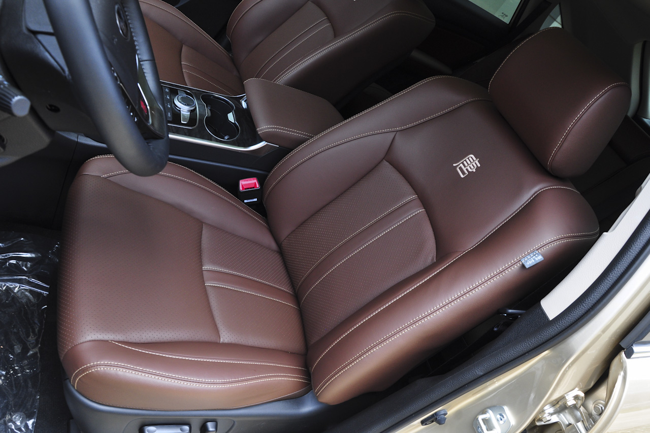 2015款比亚迪唐2.0T自动四驱旗舰型