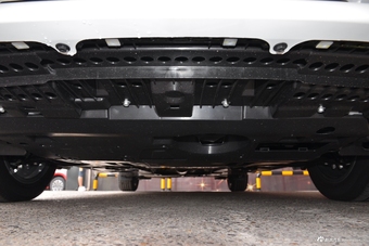 2017款卡罗拉改款双擎1.8L自动CVT精英版