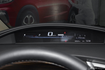 2017款杰德 1.5T自动210TURBO CVT豪华版 6座