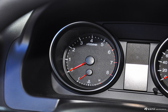 2016款哈弗H6升级版1.5T手动两驱都市型