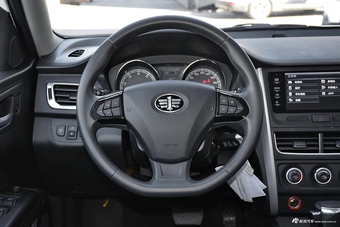 2017款奔腾B30 1.6L 自动豪华型