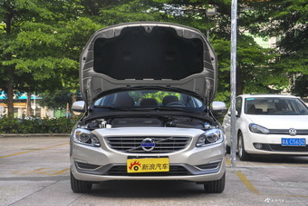 2017款沃尔沃S60L 1.5T自动T3智进版图片