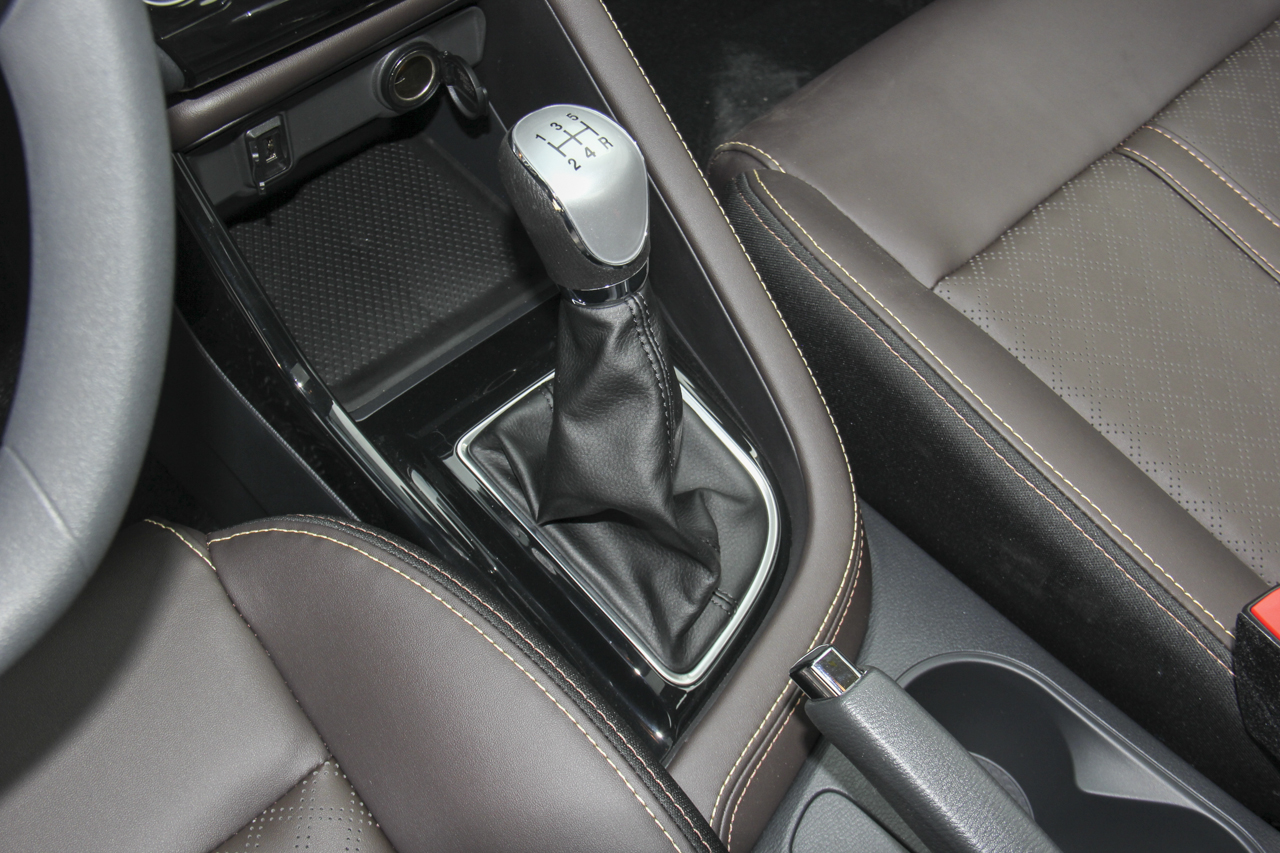 2018款逸动DT 1.6L手动智享型