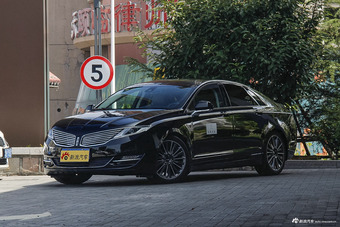 2016款林肯MKZ 2.0T自动尊耀版