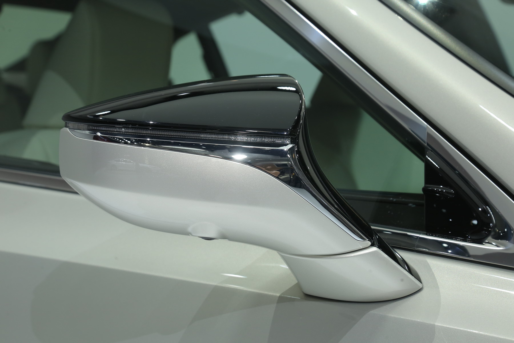 雷克萨斯ES新能源