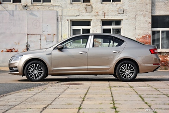 2018款明锐1.2T TSI230 DSG豪华版