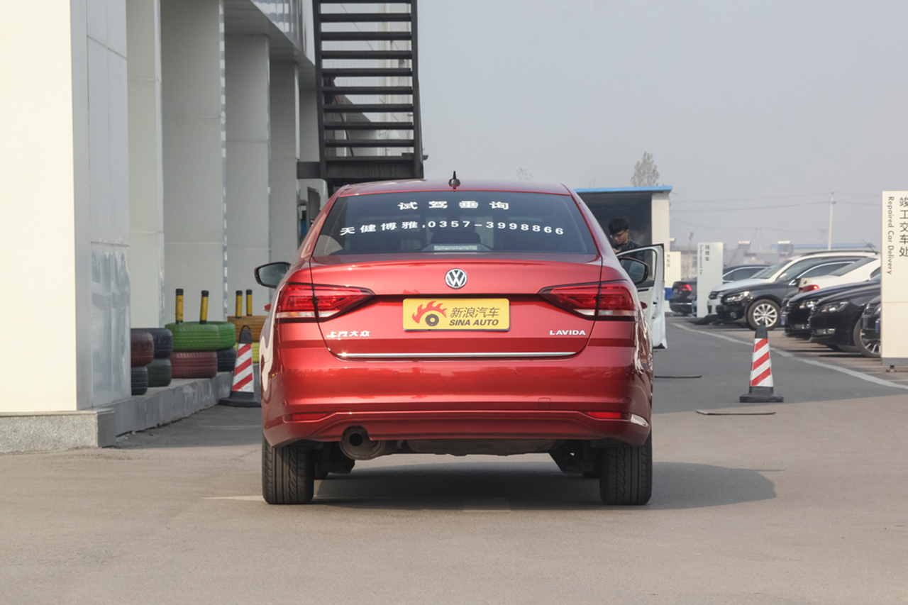 2017款朗逸1.6L自动舒适版