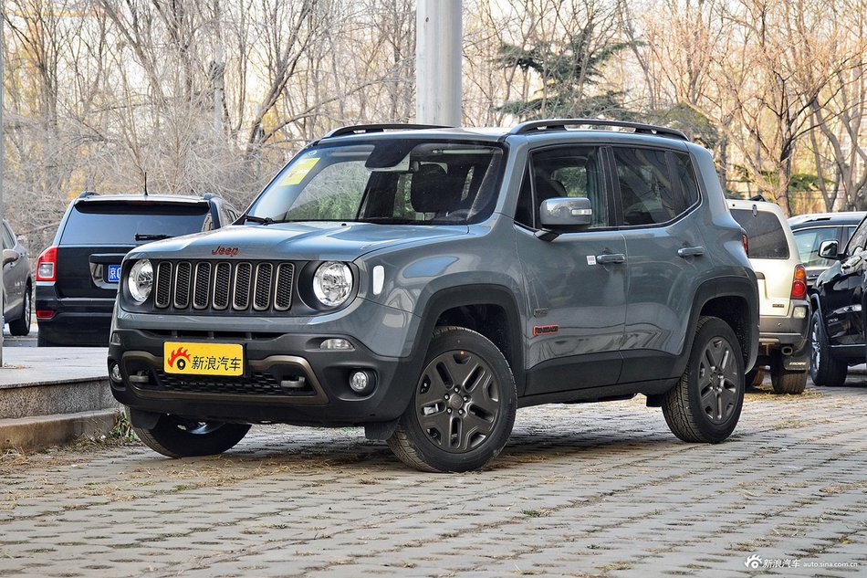 2016款JEEP自由侠 75周年致敬版