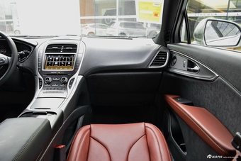 2017款林肯MKX 2.0T自动四驱尊雅版