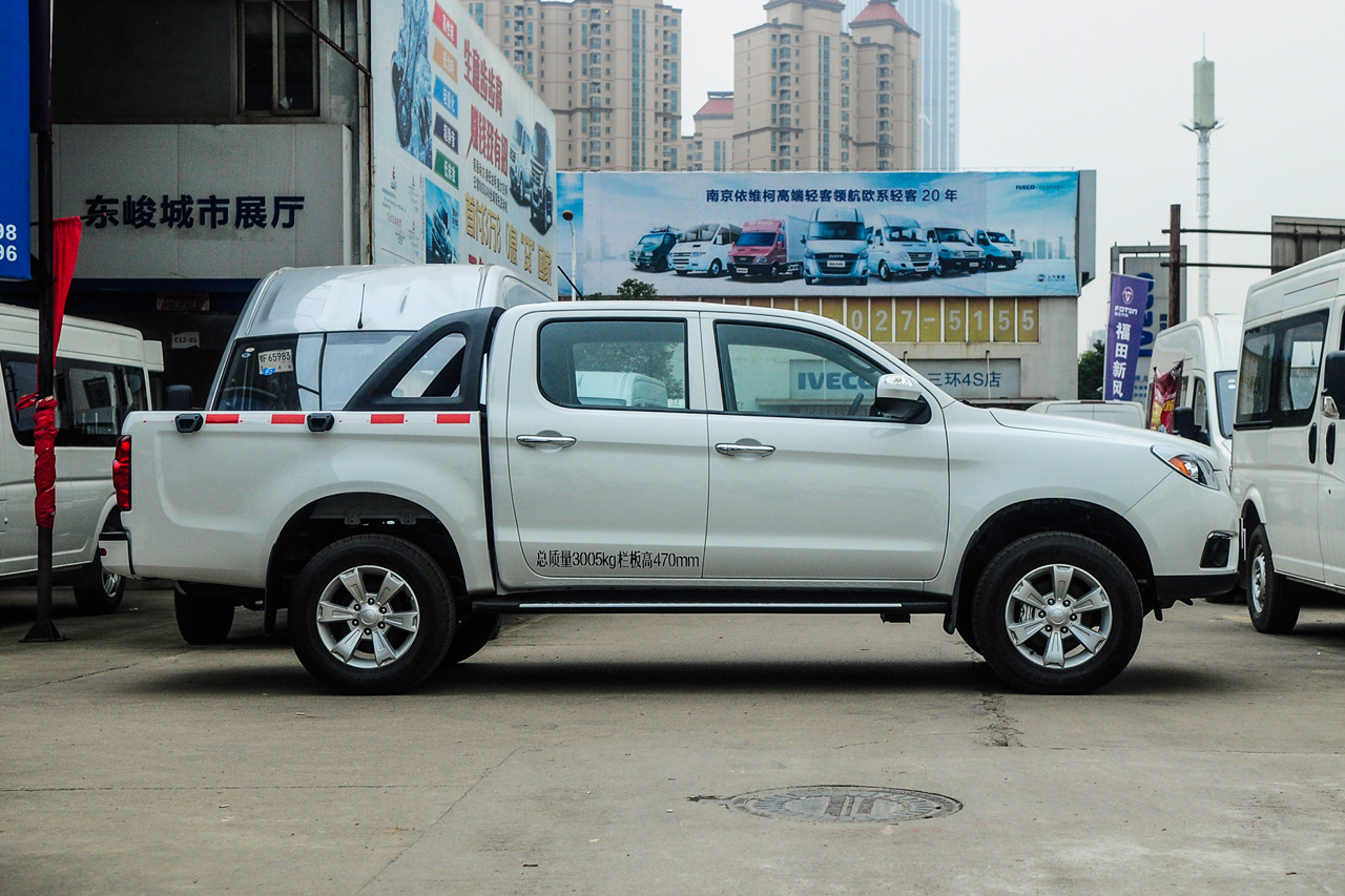 2015款帅铃T6 2.0L手动汽油进取型HFC4GA3-3D