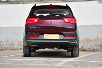 2017款宝骏560 1.5T DCT尊享型