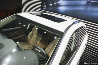 讴歌新款MDX混动版