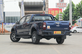 2018款庆铃TAGA 3.0T手动四驱超豪华版