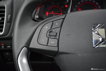 2015款DS 5 1.8T自动豪华版THP200