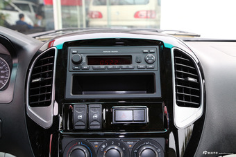 2017款菱智M3L改款1.6L手动7座舒适型