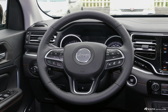 2018款大指挥官2.0T自动四驱耀享版