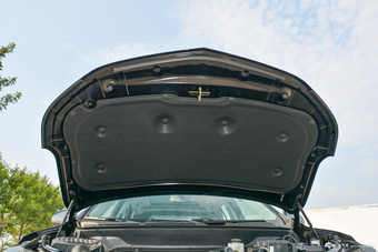 2018款探界者2.0T自动四驱捍界版550T