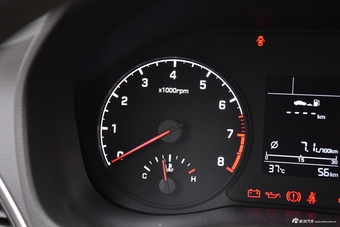 2016款悦纳1.4L手动青春版GS