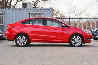 2017款艾瑞泽5 SPORT 1.5T手动时尚版