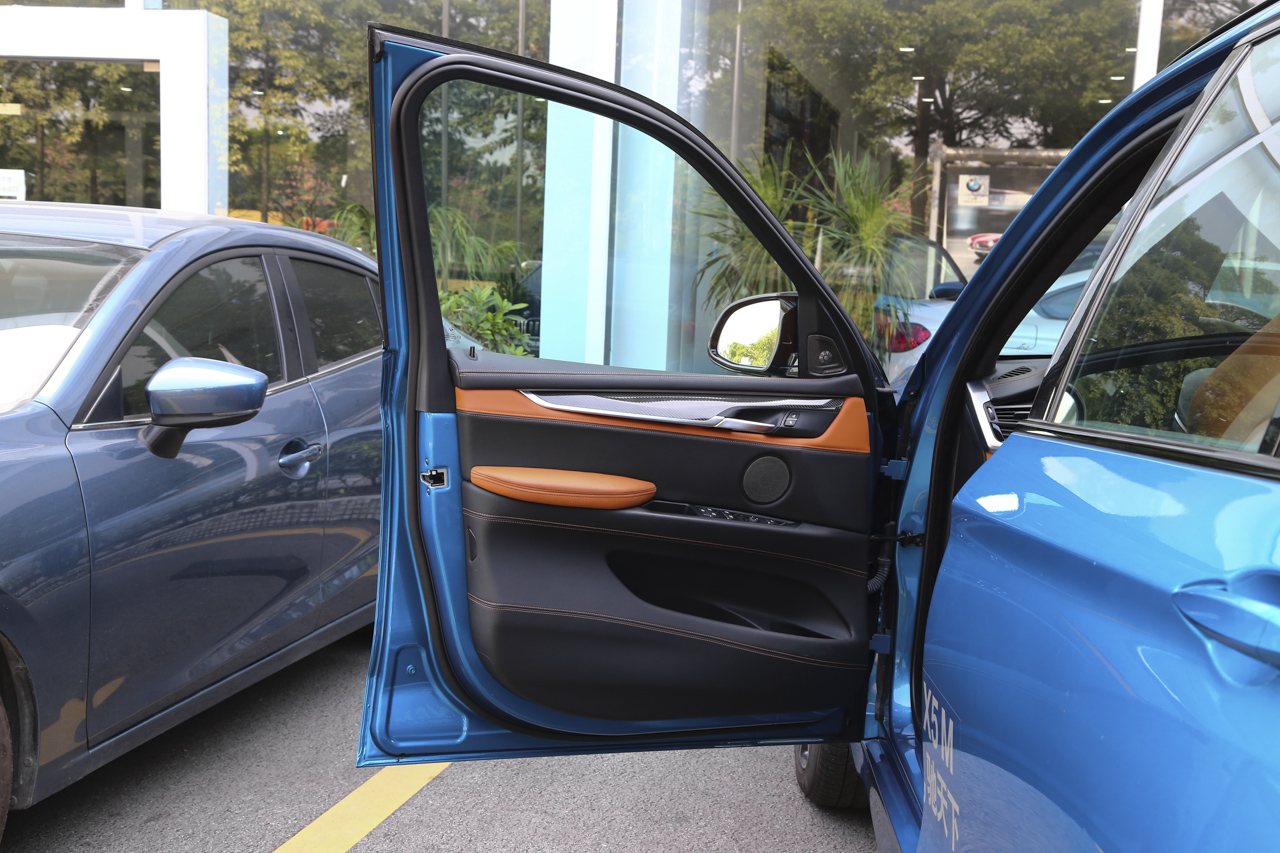 2015款宝马X5M 4.4T自动