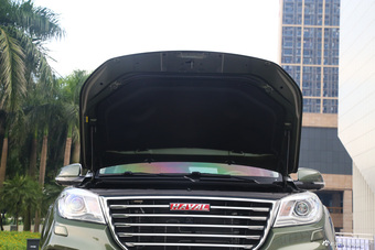 2017款哈弗H9 2.0T自动汽油尊贵型7座