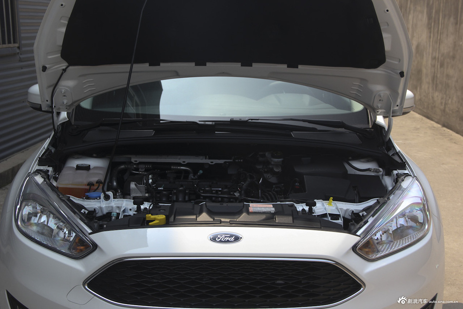 2017款福克斯两厢1.0T自动超能风尚型智行版EcoBoost 125