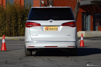 2017款GL8 2.0T自动尊享型