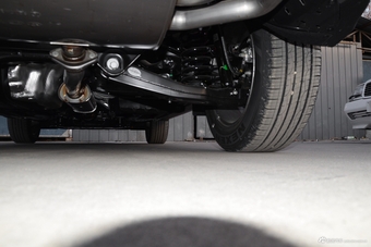 2018款全新途胜1.6T自动两驱15周年特别版