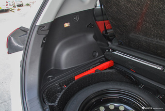 2018款哈弗H2 1.5T自动两驱豪华型蓝标