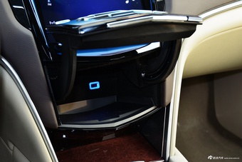 2017款XTS 2.0T自动28T精英型