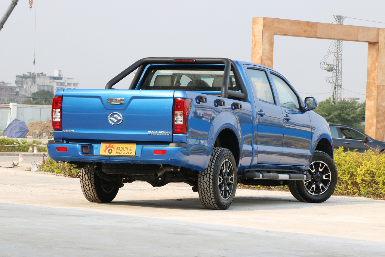 2018款黄海N1S 2.8T手动柴油加长两驱运动版497