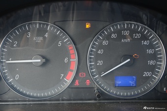 2015款福瑞达M50 1.4L手动公务舱K14B-F