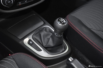 2017款骏派D60 1.5L手动标准型