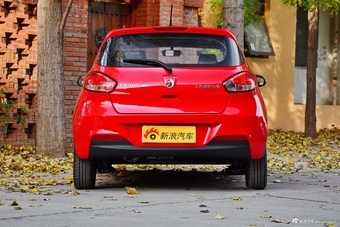 2017款宝骏310 1.5L自动豪华型
