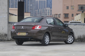 2014款东风标致301 1.6L手动舒适版CNG