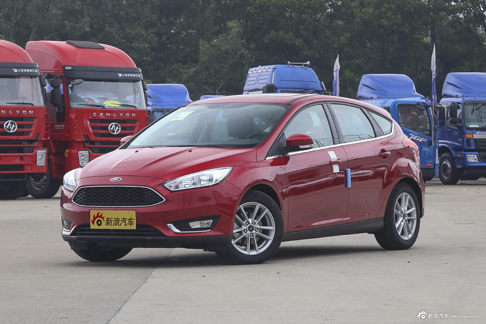 2017款福克斯两厢1.5T自动精英型EcoBoost 180