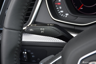 2018款奥迪Q5L 2.0T自动45 TFSI Sport plus 