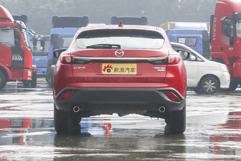 2016款马自达CX-4 2.0L自动两驱蓝天活力版