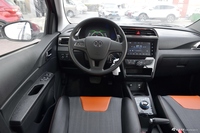 2017款EC系列 EC200 灵秀版