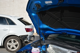 2018款奥迪Q3 30周年年型 30 TFSI时尚型